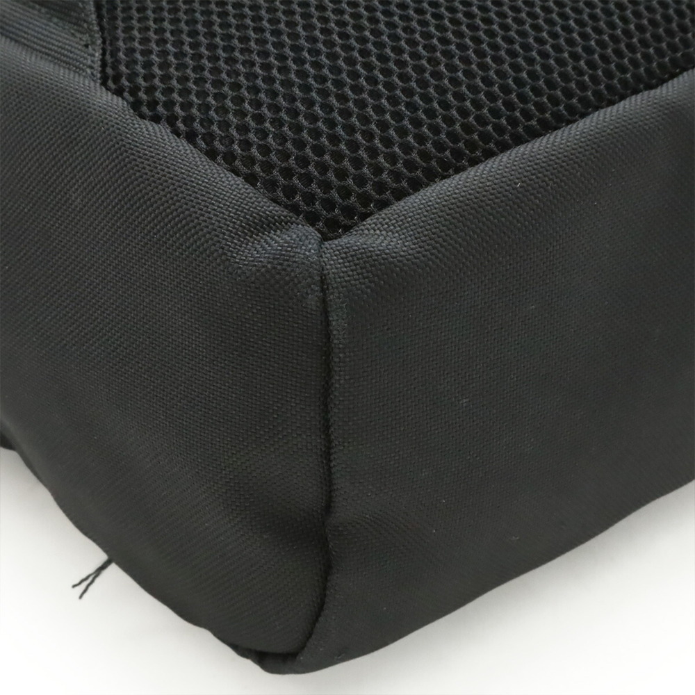 GUCCI Authentic Black Leather Backpack - Picture 4 of 10